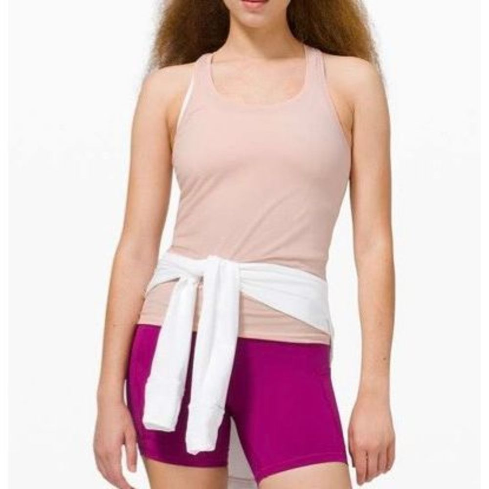 Lululemon Swiftly Tech Racerback 2.0
Feather Pink Size 4 NWT